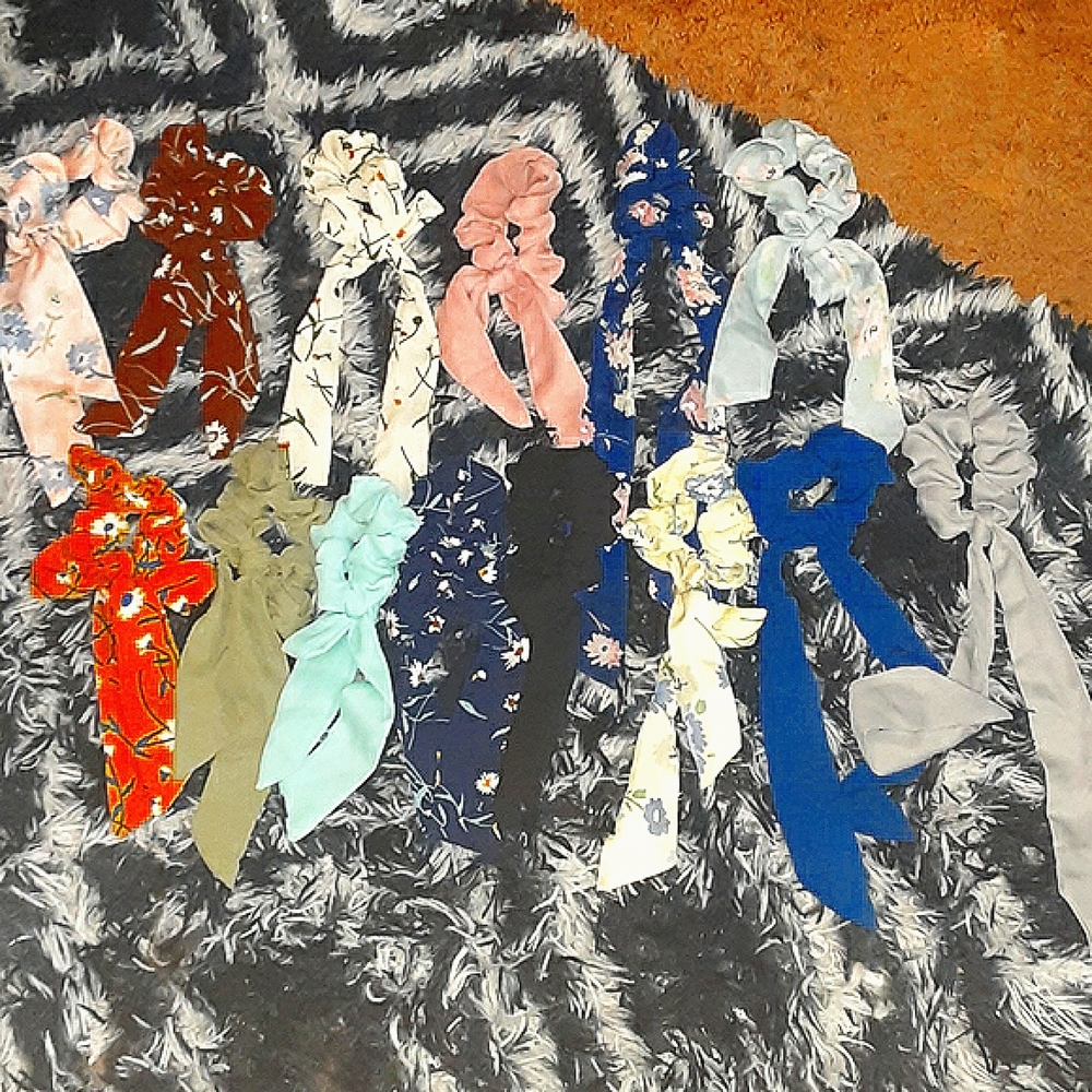Hair bow scrunchie lot with bows